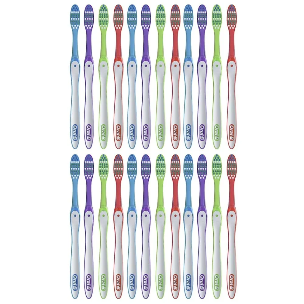 24-Pack: Oral B Fresh & Clean Medium Toothbrush